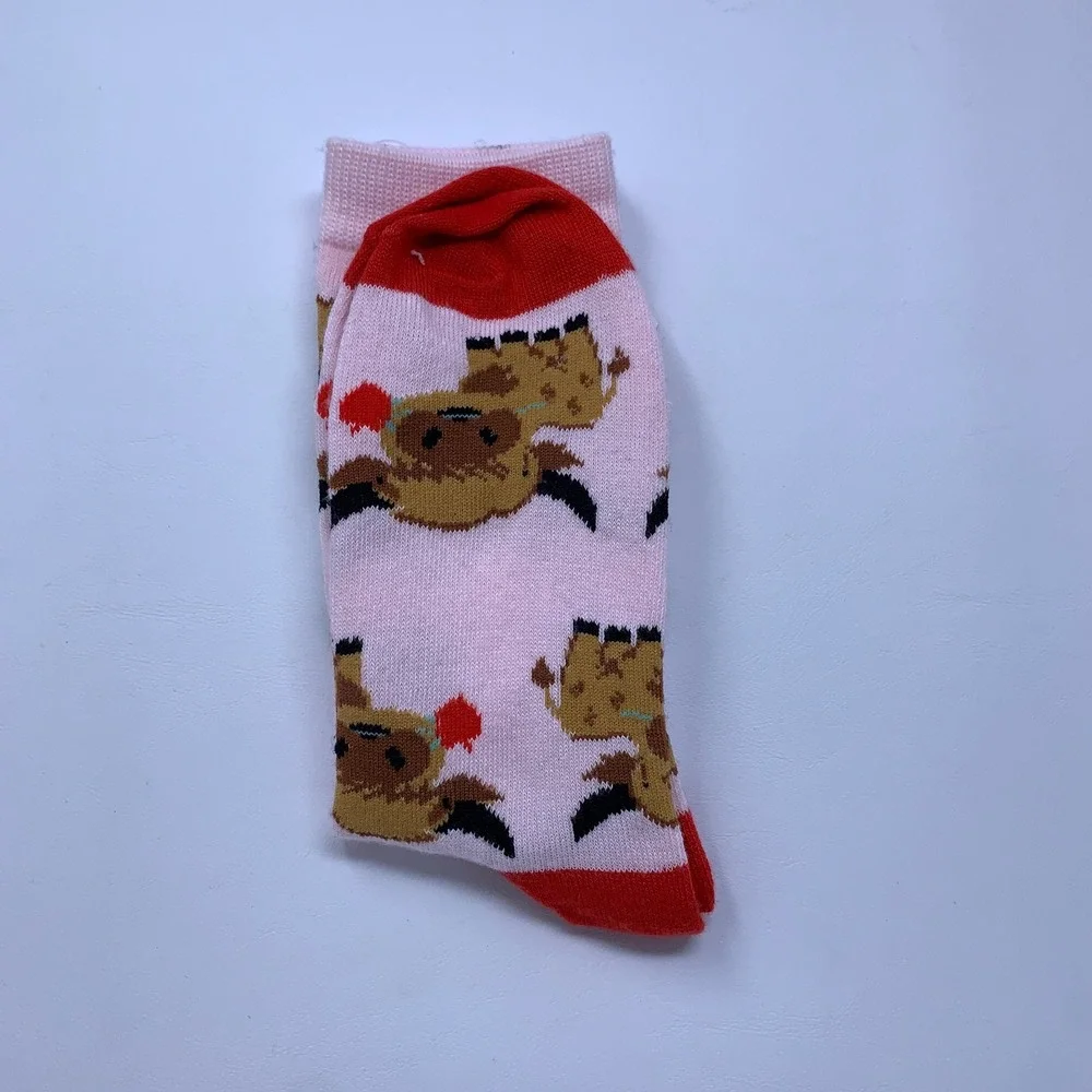 Target Women 4-10 Blush Pink Highland Cow Heart Valentine Novelty Crew Socks